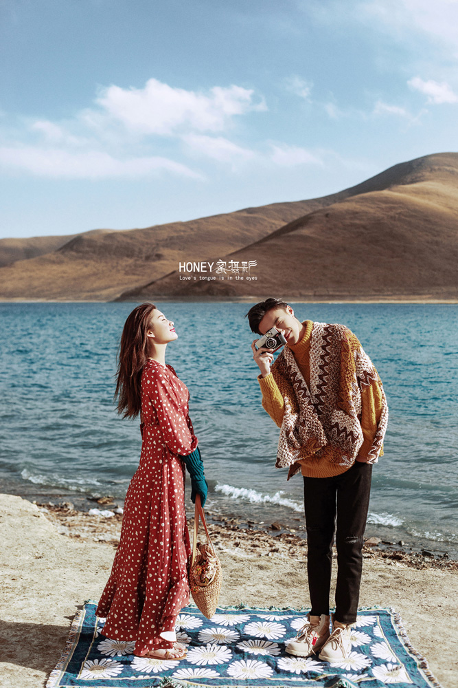 羊湖湖边-长岛日记_西藏婚纱摄影