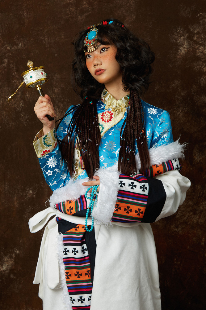 藏装肖像01 (29)_西藏婚纱摄影